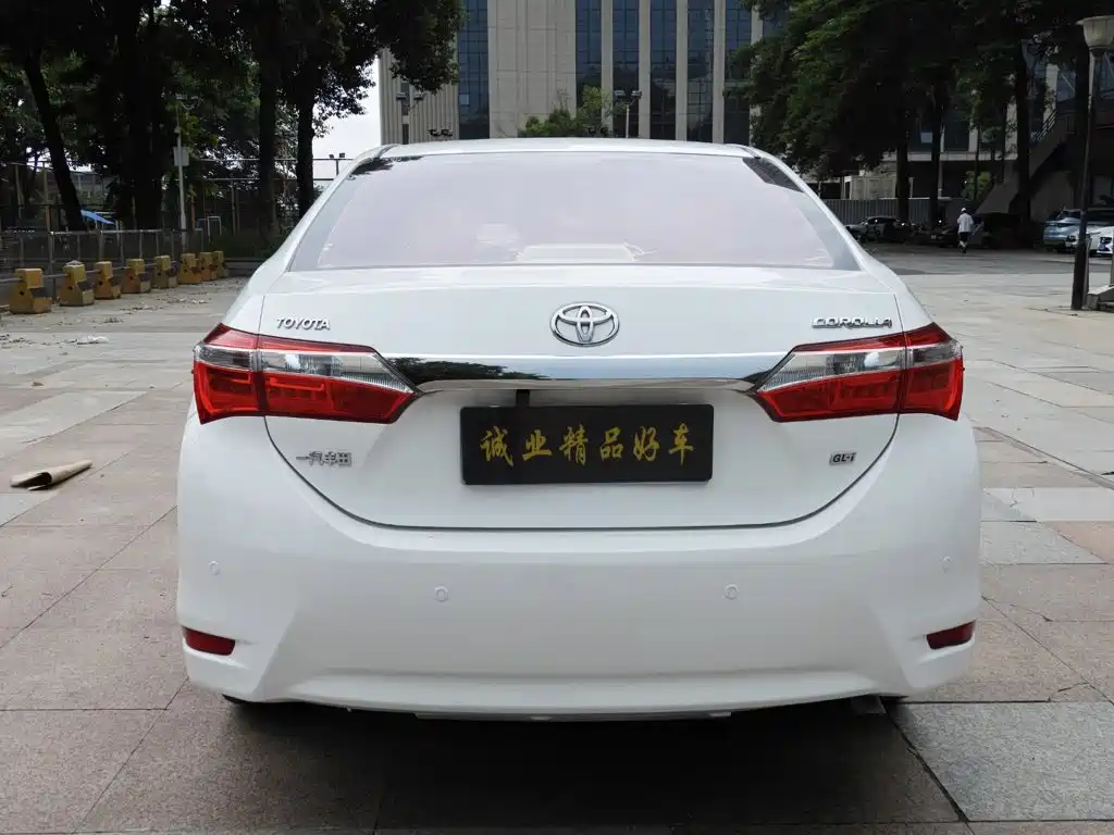 Toyota Corolla 2016 — фото 15