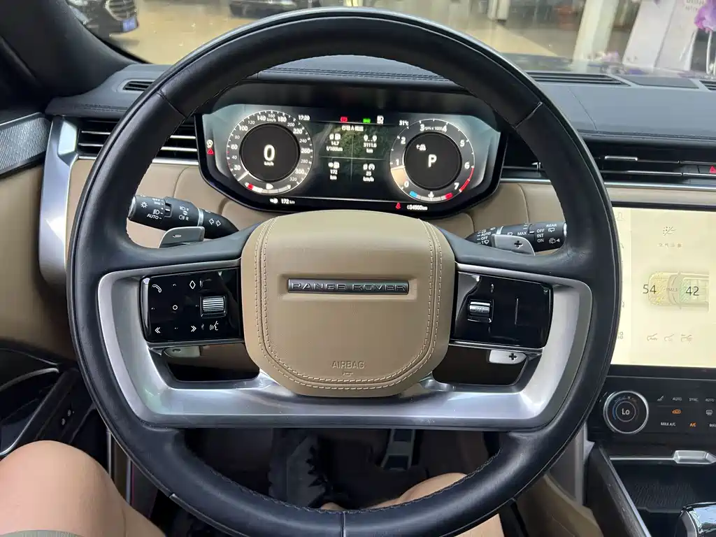 Land Rover Range Rover 2023 — фото 14