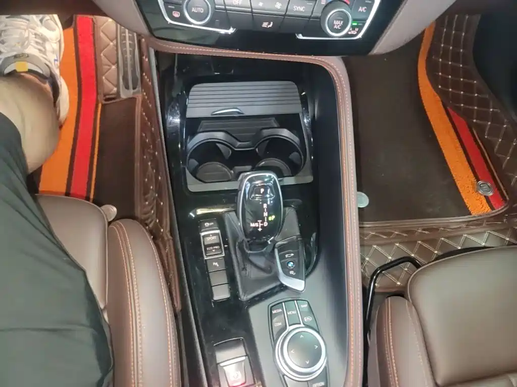 BMW X2 2022 — фото 14