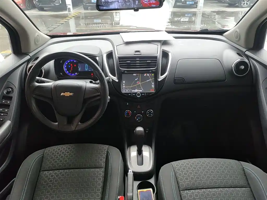 Chevrolet Trax 2016 — фото 10