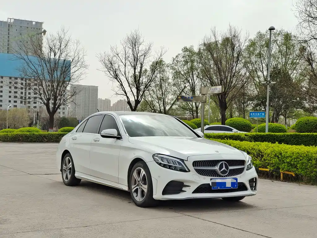 Mercedes-Benz C-Class 2020 — фото 3