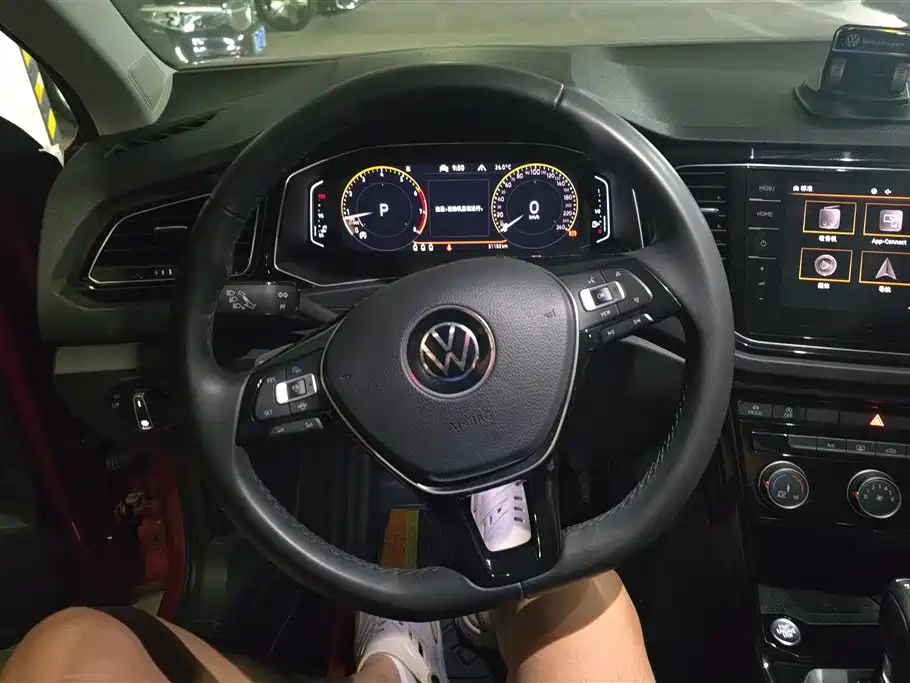 Volkswagen T-Roc 2022 — фото 15