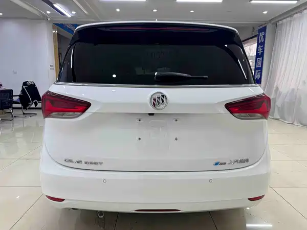 Buick GL6 2021