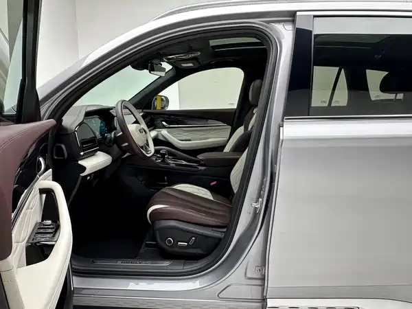 Geely Xingyue L 2021