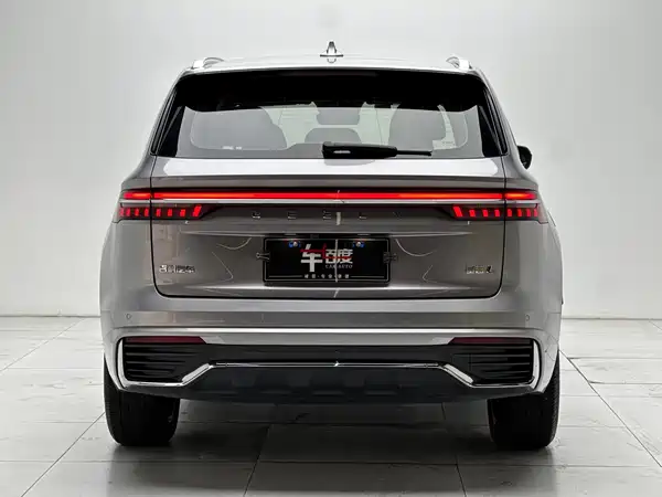 Geely Xingyue L 2021