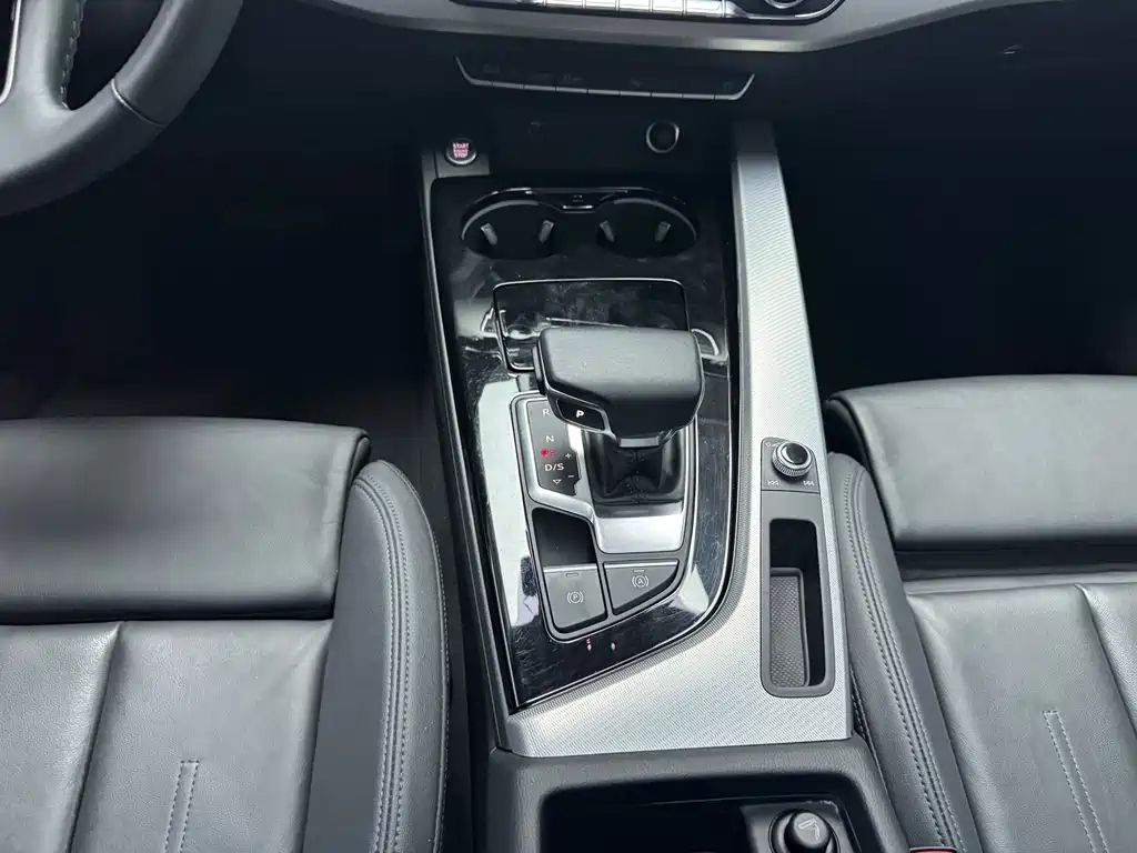 Audi A5 2023 — фото 12