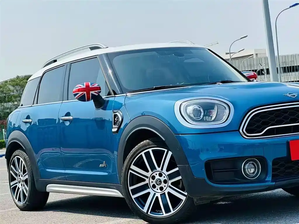 MINI Countryman 2019 — фото 10