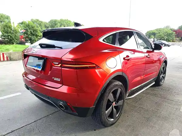Jaguar E-PACE 2018