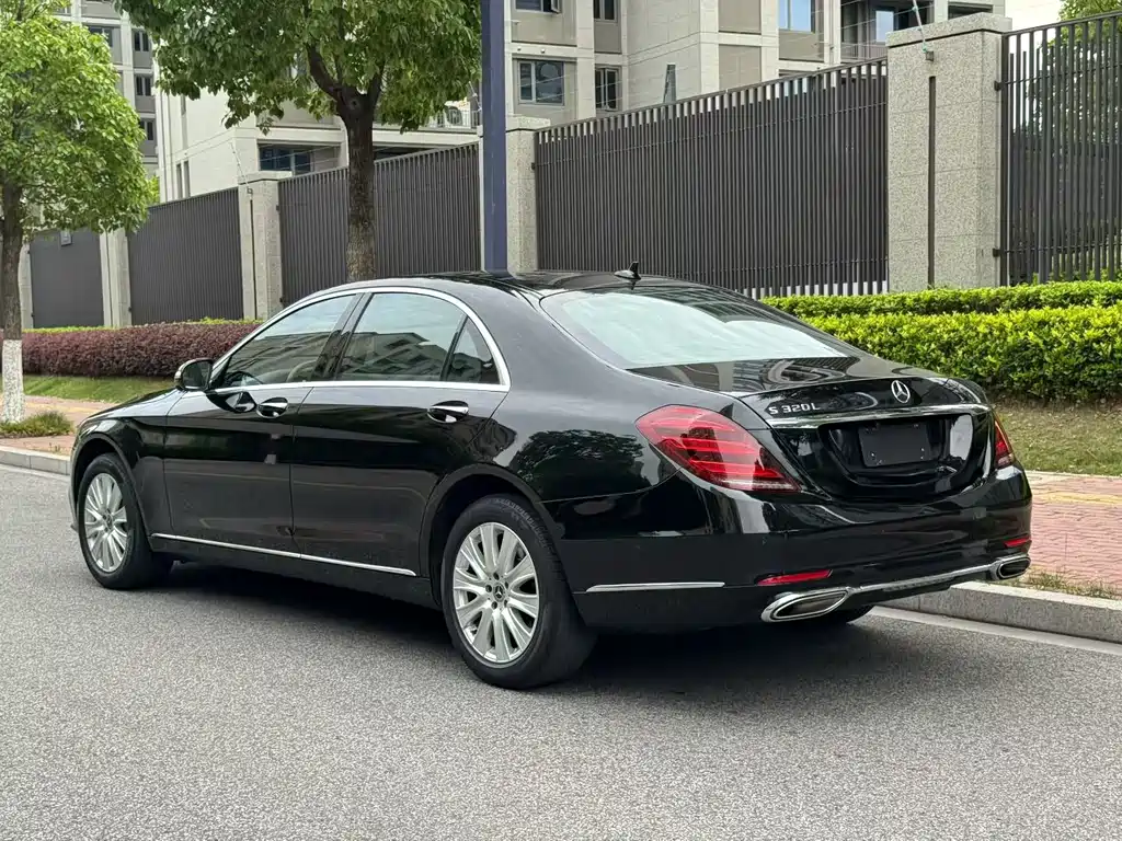 Mercedes-Benz S-Class 2018 — фото 12