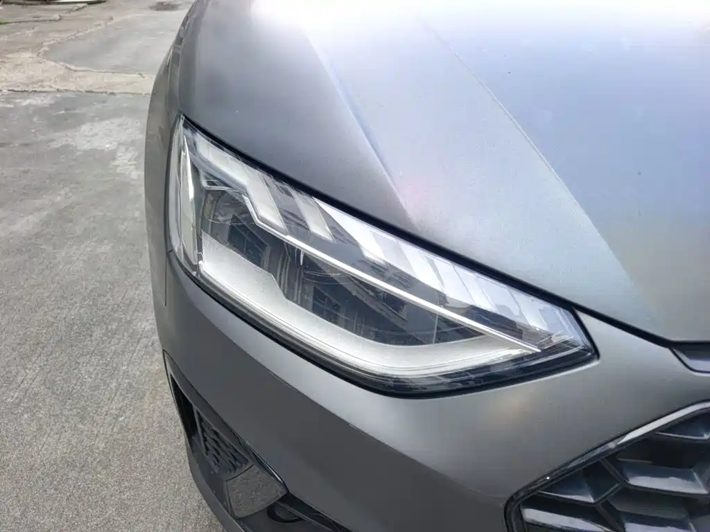 Audi A4L 2023
