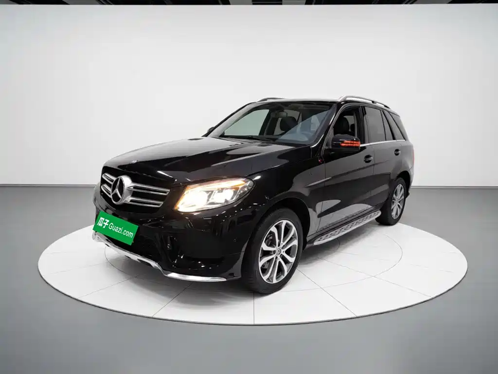 Mercedes-Benz GLE 2017 — фото 1