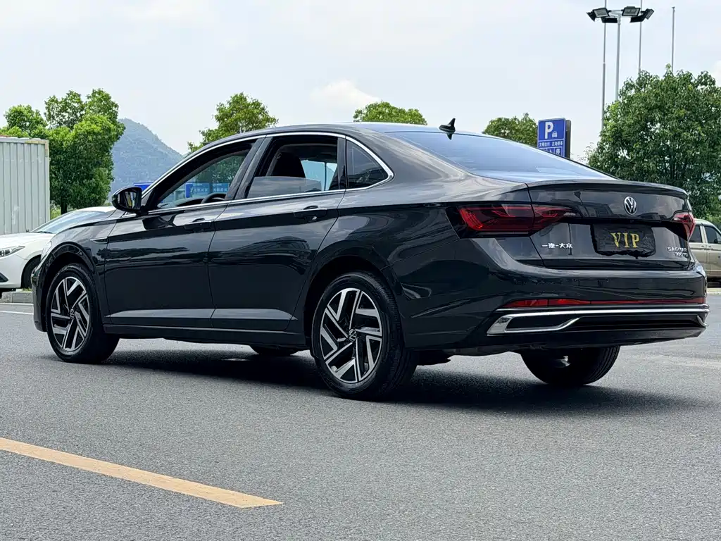 Volkswagen Sagitar 2024