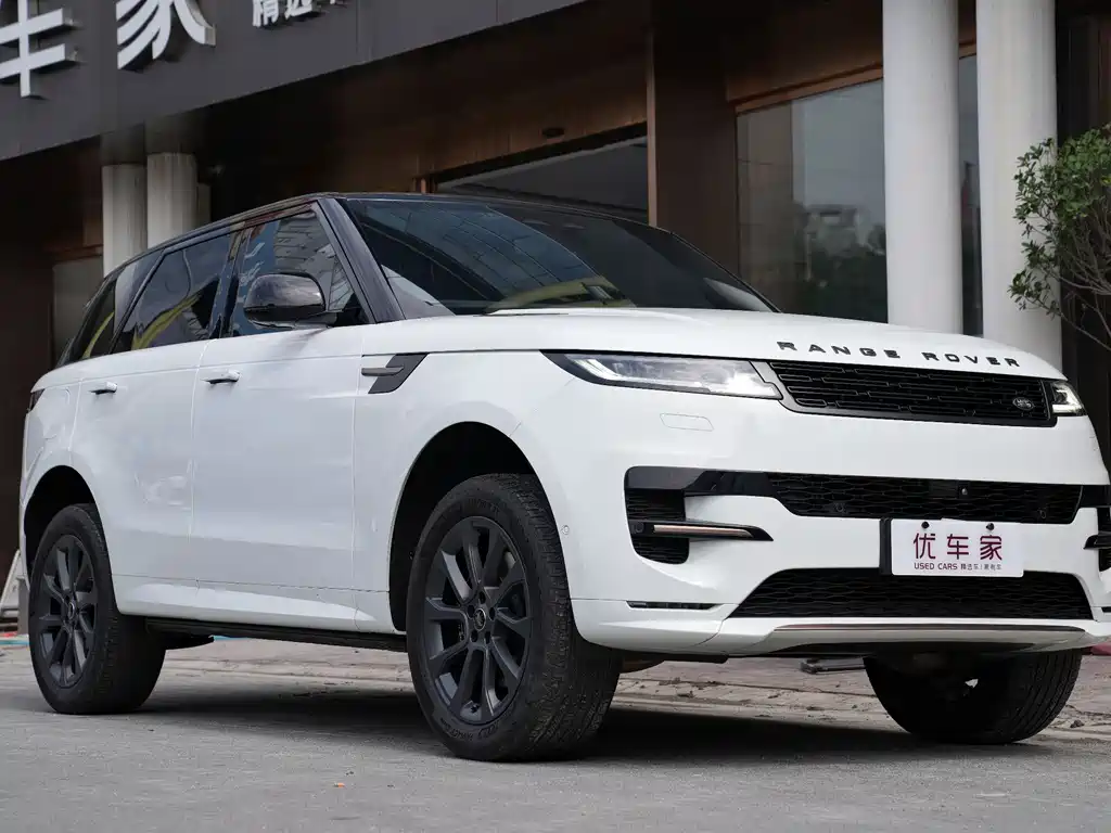 Land Rover Sport 2023 — фото 3