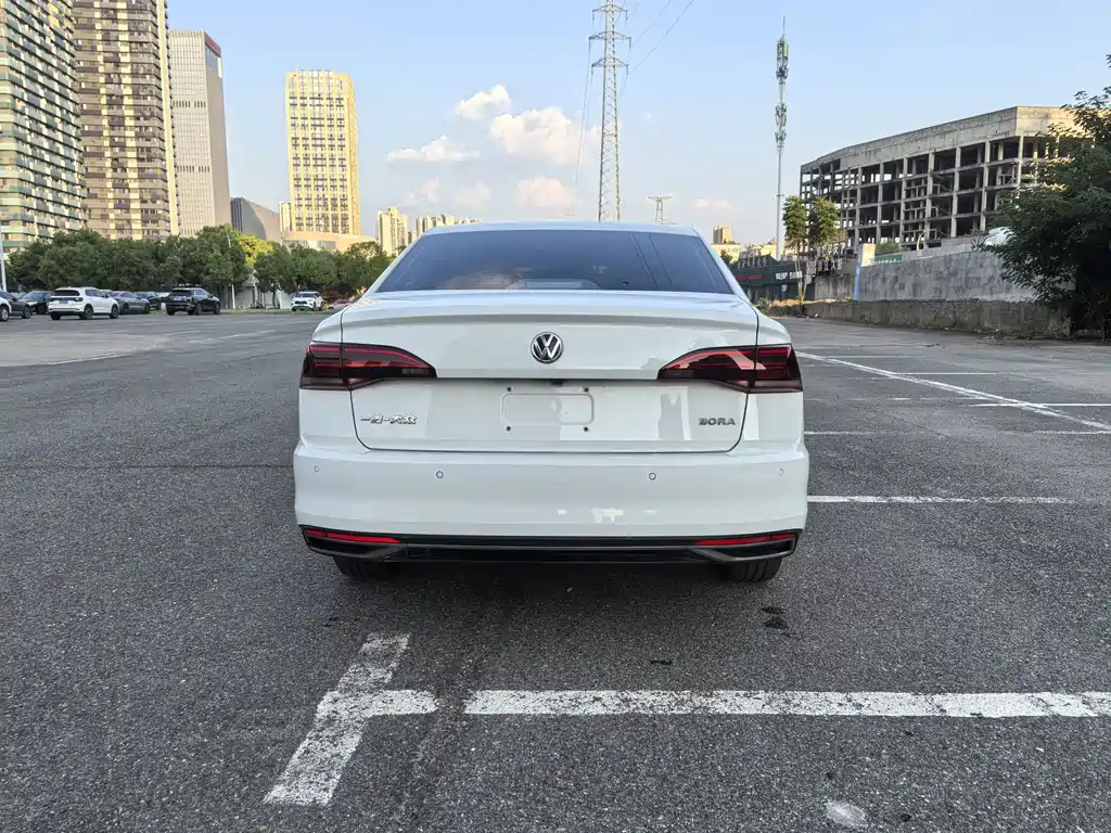 Volkswagen Bora 2021