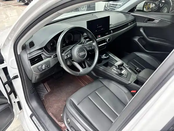 Audi A4L 2022