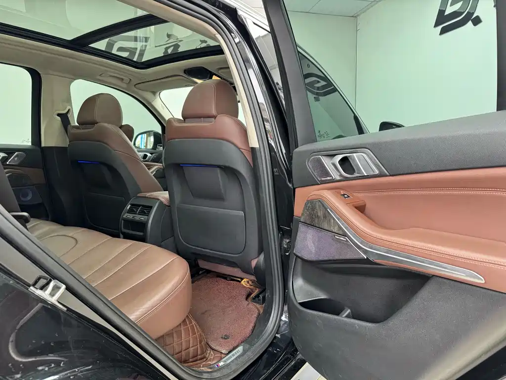 BMW X5 2019 — фото 11