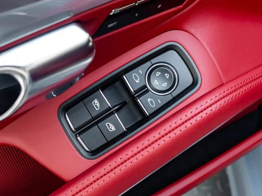 Porsche 718 2026 — фото 22