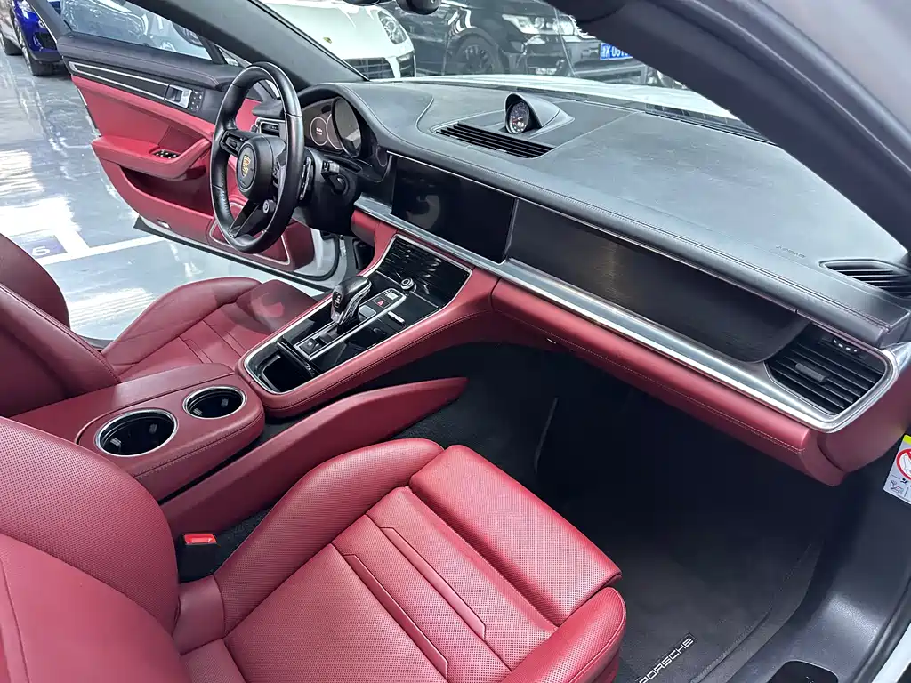 Porsche Panamera 2023 — фото 16