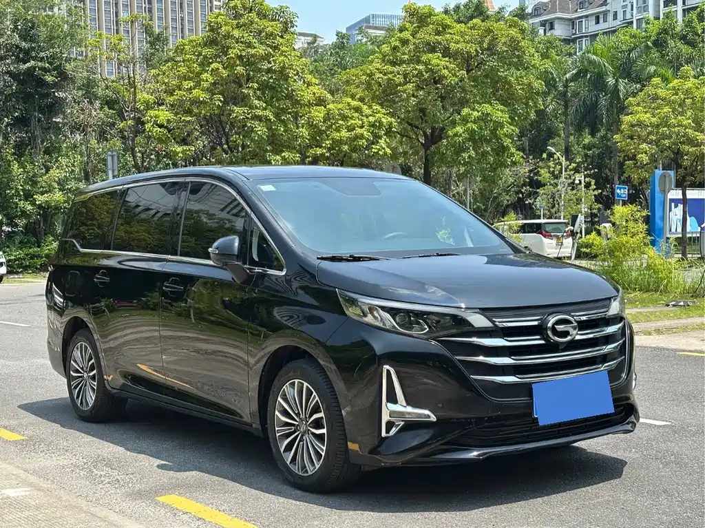 GAC Trumpchi M6 2021 — фото 3