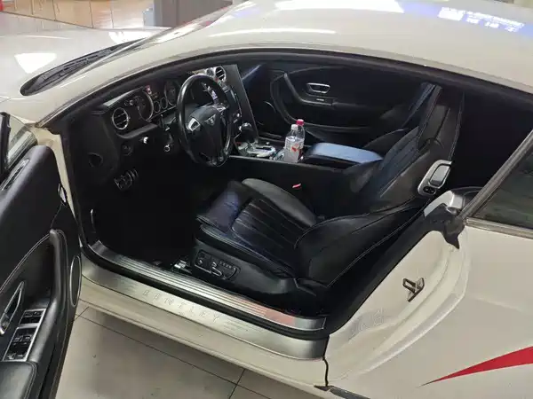 Bentley Continental 2014