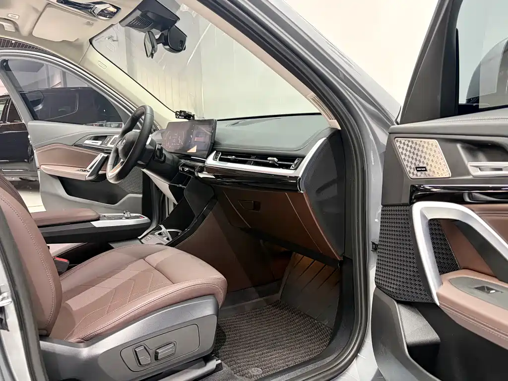 BMW X1 2024 — фото 11
