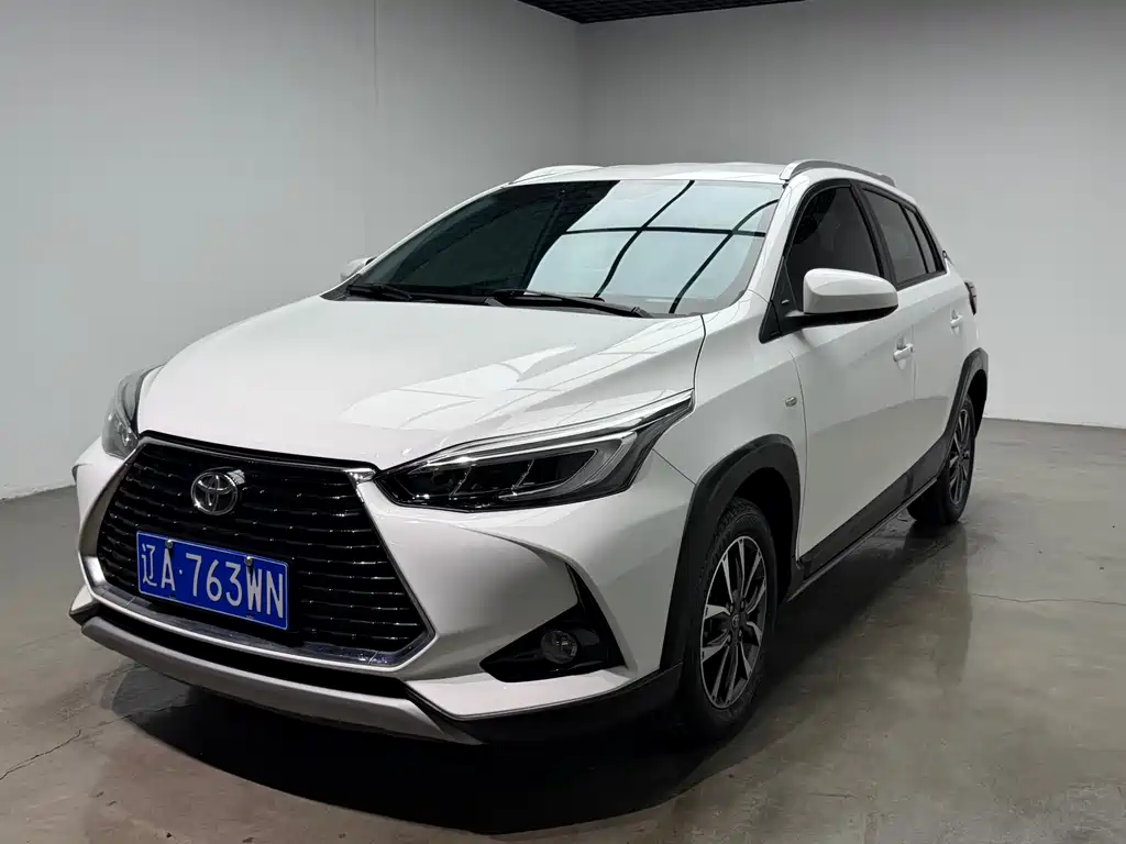 Toyota Yaris L 2022