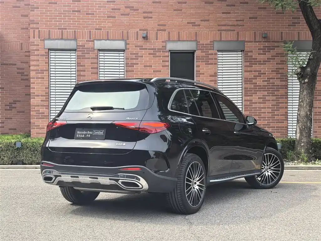 Mercedes-Benz GLC 2023 — фото 3