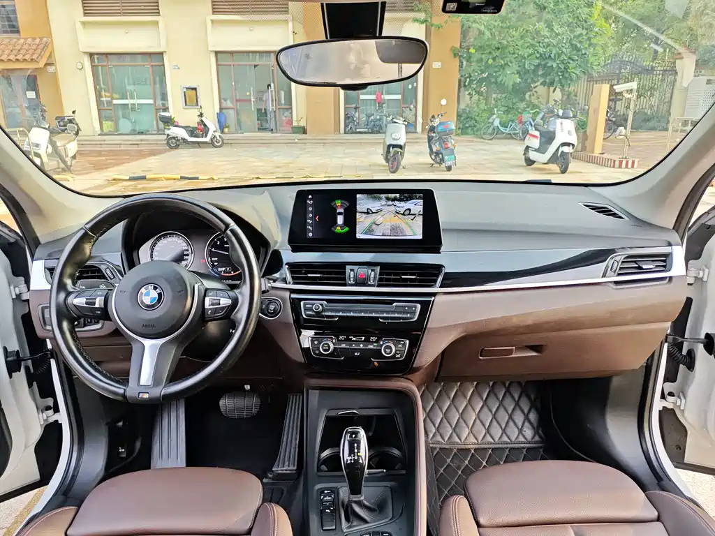 BMW X1 2022 — фото 9