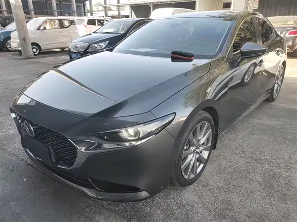 Mazda 3 Axela 2023