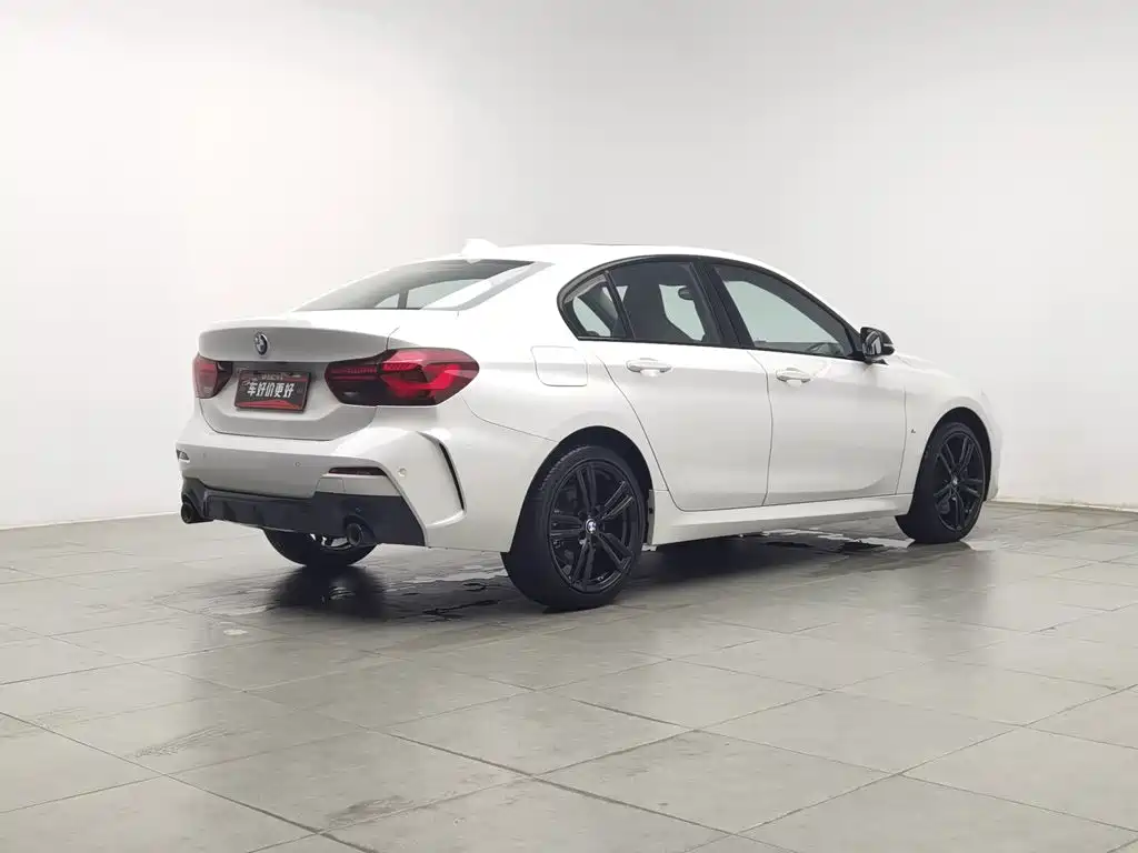 BMW 1 Series 2023