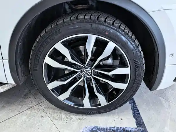 Volkswagen Tiguan L 2021