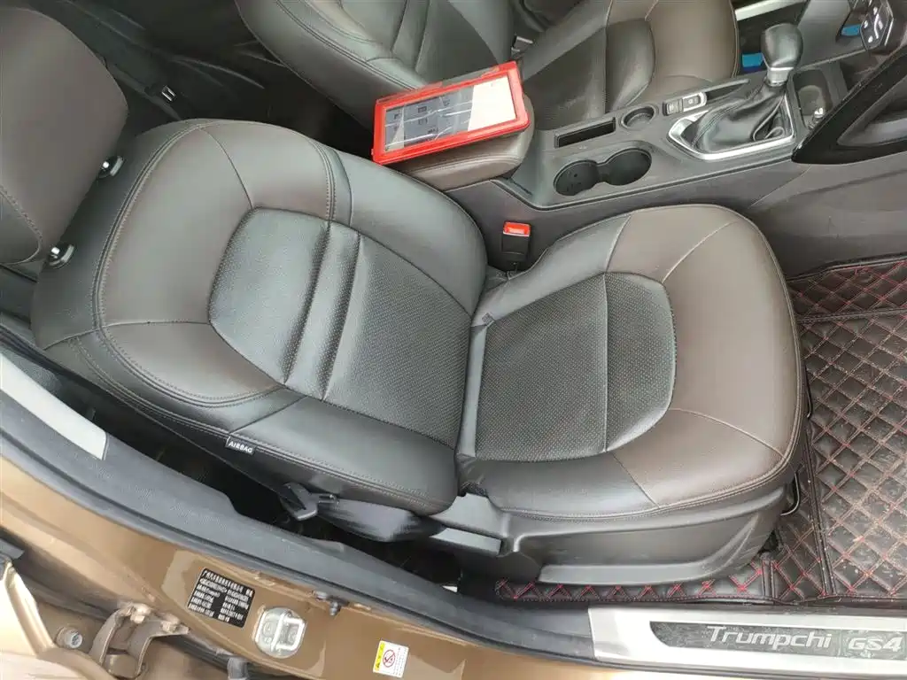 GAC Motor Trumpchi GS4 2017 — фото 25