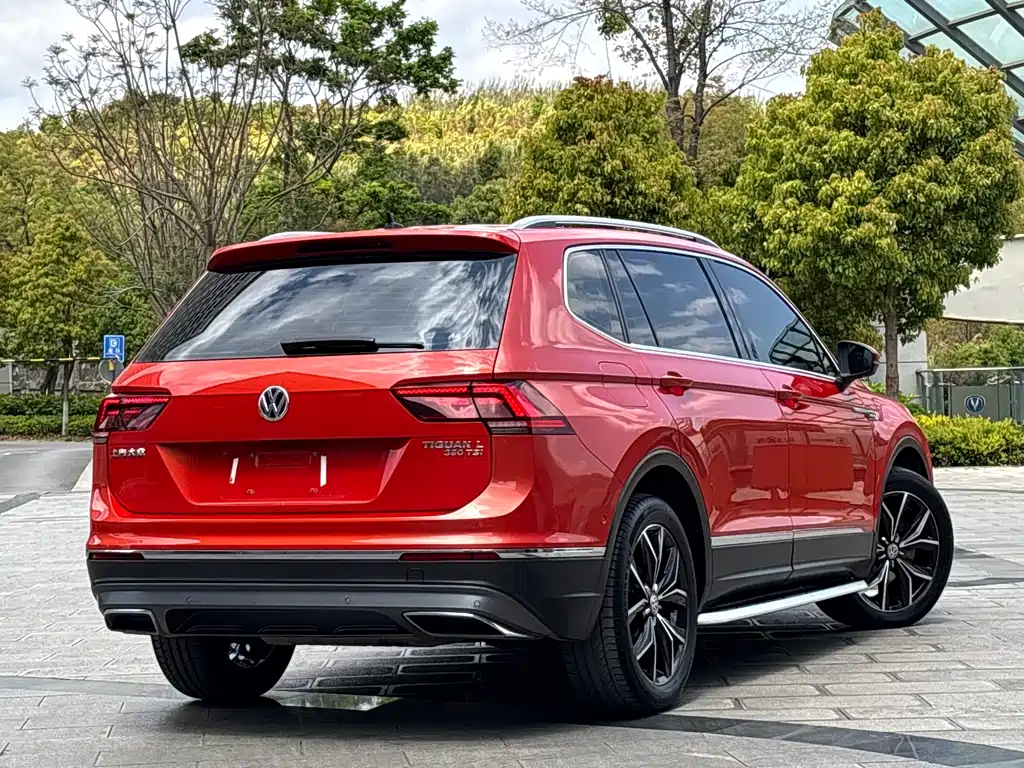 Volkswagen Tiguan L 2017 — фото 7
