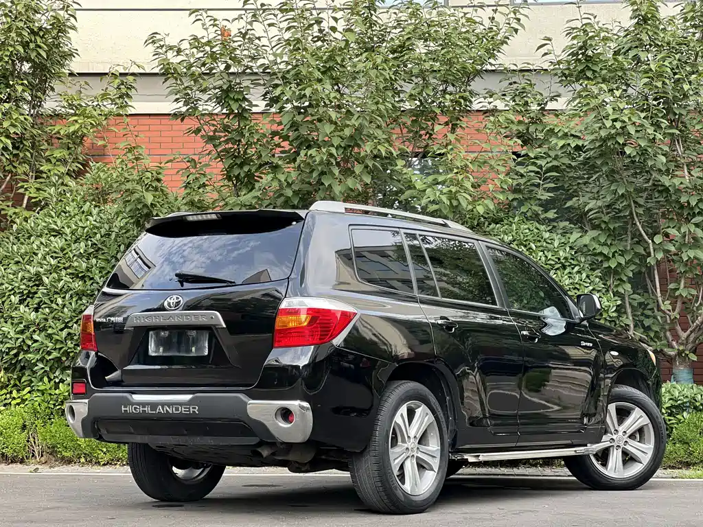 Toyota Highlander 2012 — фото 9
