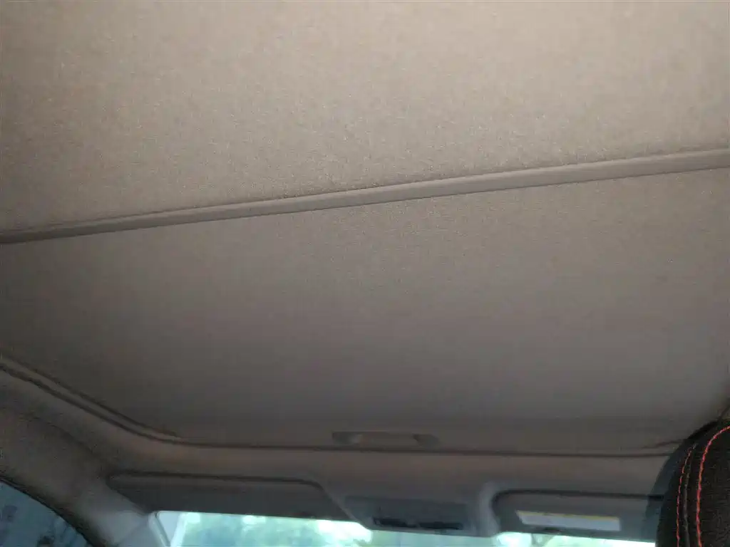 Toyota Yaris L 2015 — фото 15