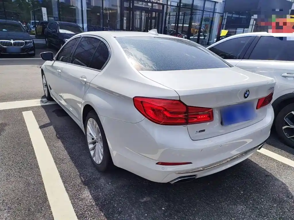 BMW 5 Series 2020