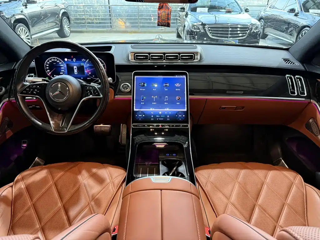 Mercedes-Benz Maybach S-Class 2022 — фото 12