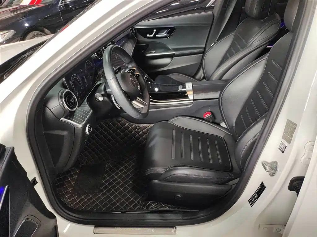 Mercedes-Benz C-Class 2022 — фото 15