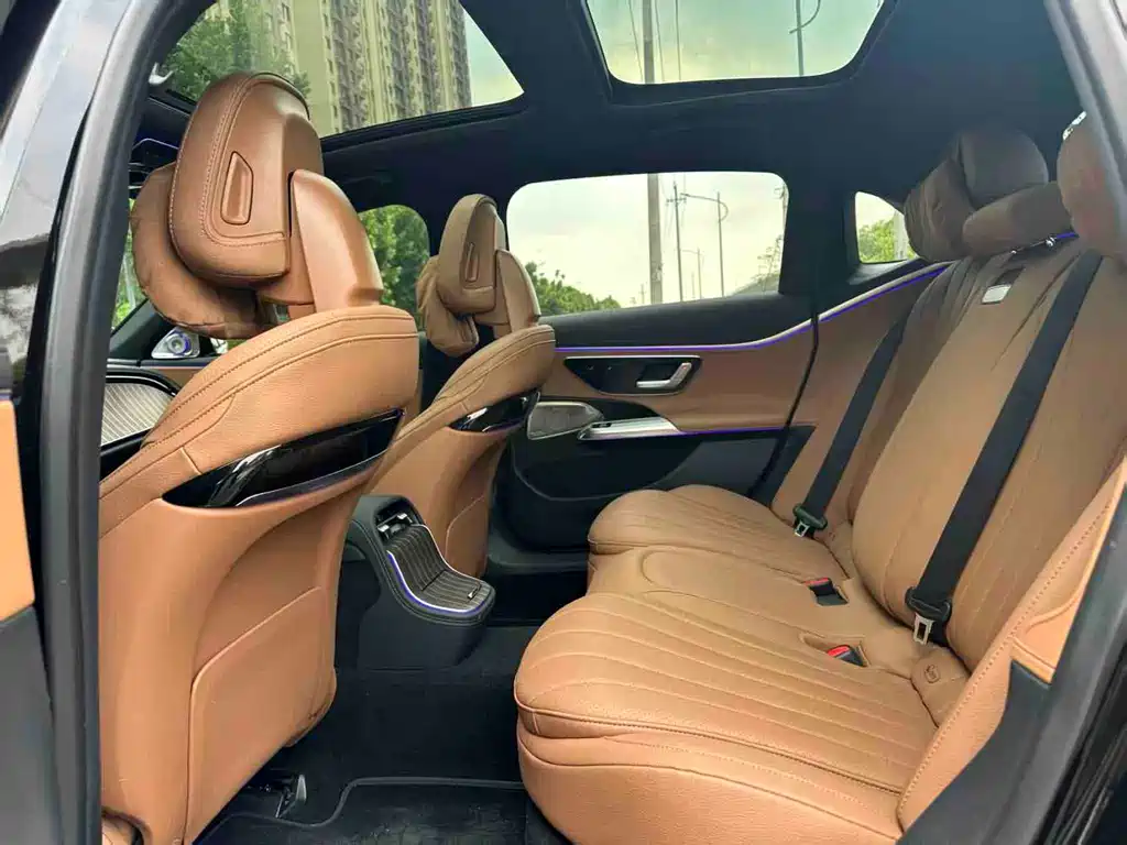Mercedes-Benz E-Class 2024