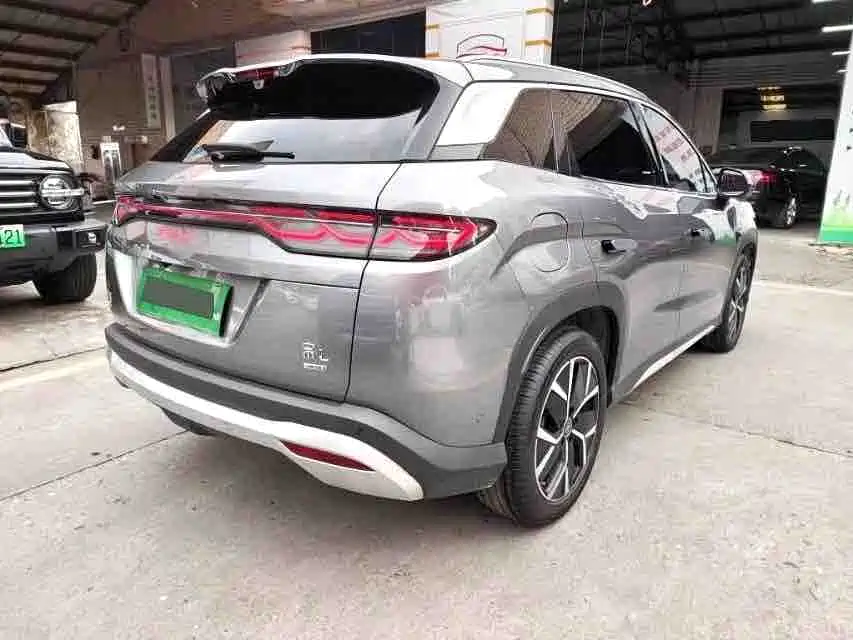 BYD Song L DM-i 2025 — фото 7