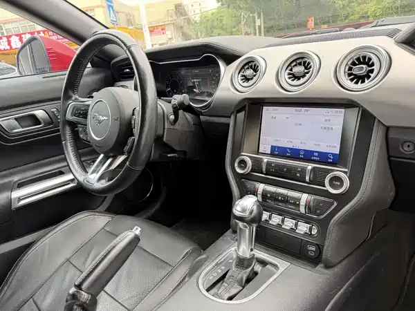 Ford Mustang 2021