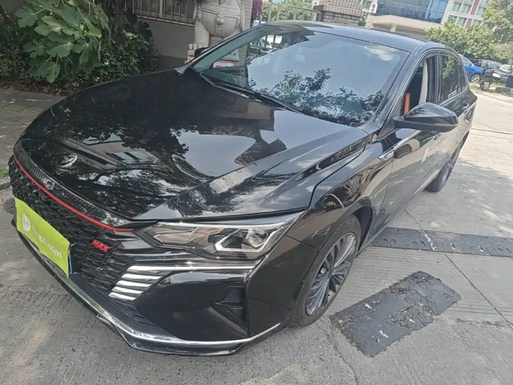 Dongfeng Yixuan MAX 2023 — фото 1