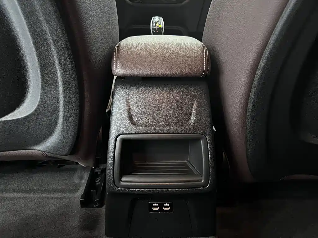 BMW 1 Series 2023 — фото 14