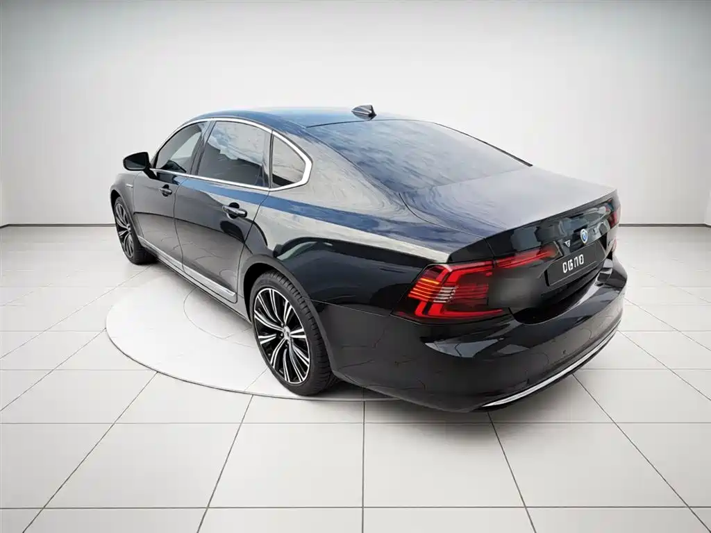 Volvo S90 2025 — фото 9