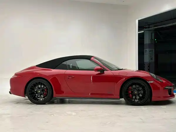 Porsche 911 2016