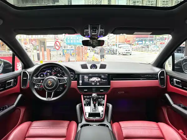 Porsche Cayenne 2020