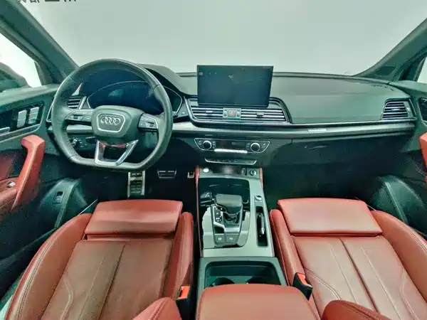 Audi Q5L 2025