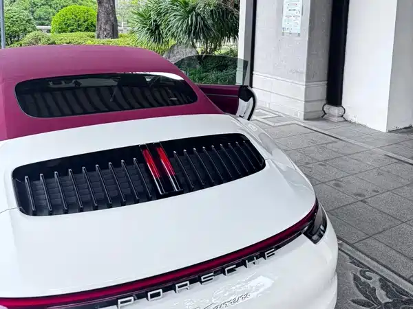Porsche 911 2021