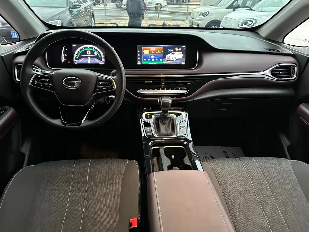 GAC Motor Trumpchi M6 2023 — фото 13