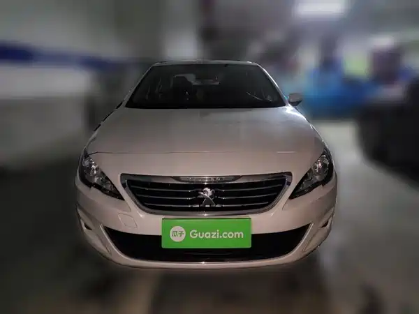 Peugeot 408 2016